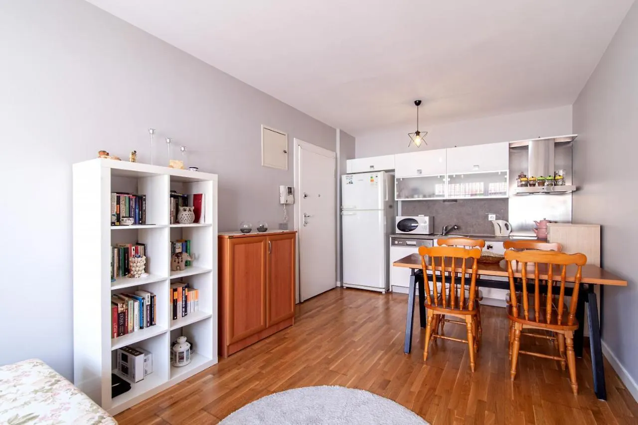 Apartment Sleek And Central Flat With Shared Pool In Sisli Istanbul